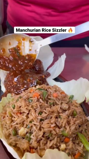 Desi Chinese Combo Ab Sizzler Ke Form Me | Ekdum Unique Tarike Se Serve Kri Jati Hai Ye Dish| #shor