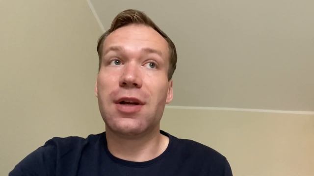 У друзей на даче в Эстонии строим дом на колесах смотреть онлайн