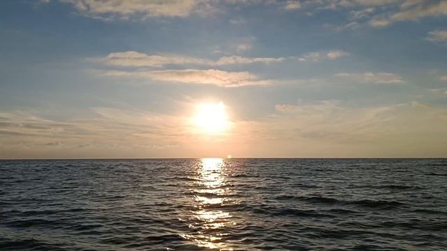 РОМАНТИЧЕСКАЯ РАССЛАБЛЯЮЩАЯ САКСОФОННАЯ МУЗЫКА 🎤🎼🎹🎶 НА ВЕЛИКОЛЕПНЫХ ПРОСТОРАХ КРЫМА.