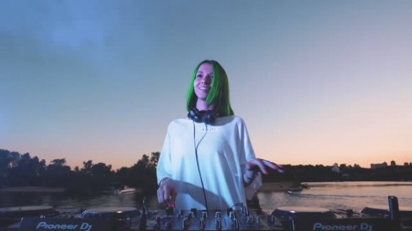 Miss Monique - Live @Atlas Weekend