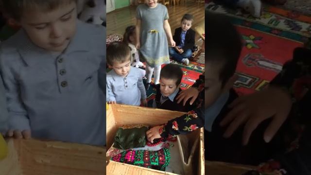 НОД по развитию речи, отрывок занятия - колыбельная для малыша "Ла-лур-бай" смотреть онлайн