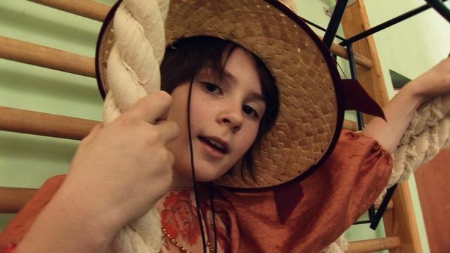 КОМНАТА 448: Всеволод Зельченко (12 лет)  - Хокку (читает Соня Цветкова)