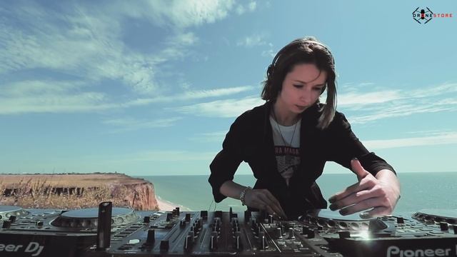 Miss Monique - Siona Records One Year Anniversary смотреть онлайн