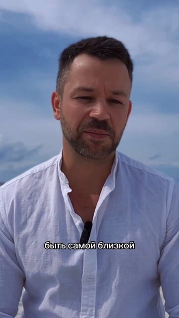 Люди влюбляются в мочки | Читает: Кир | Автор стихотворения: Ъелоконь Д смотреть онлайн