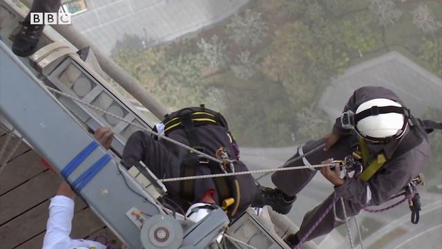 25 Window cleaning. Focus 2. SB смотреть онлайн