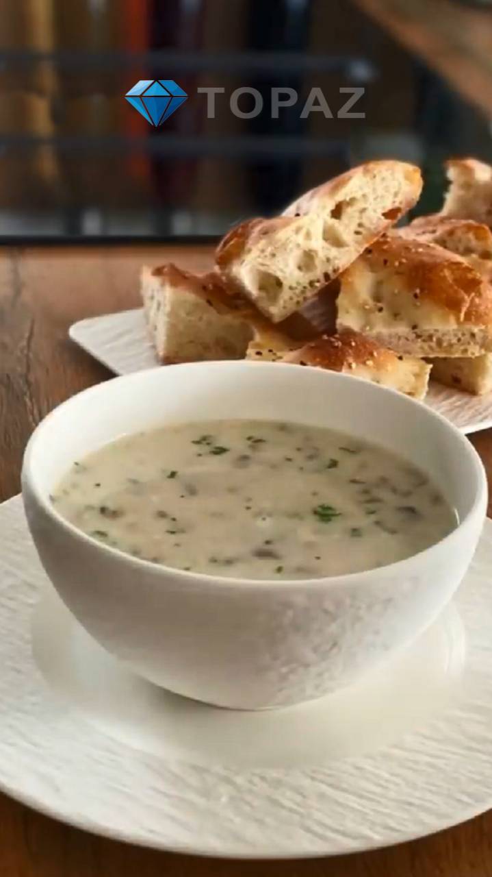 Грибной сливочный суп на курином бульоне