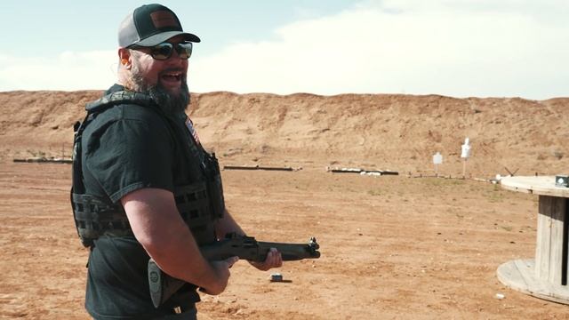 How Lethal is Hip-Firing a Shotgun? | Beretta 1301 Tactical смотреть онлайн