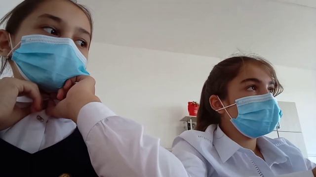 VLOG со школы//снимаю на уроке😱//ALINA SMI BLOG смотреть онлайн