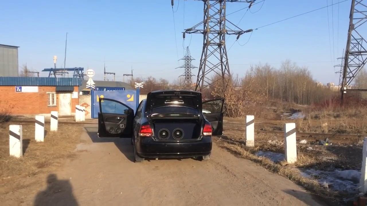 Громкий фронт на VW Polo sedan смотреть онлайн