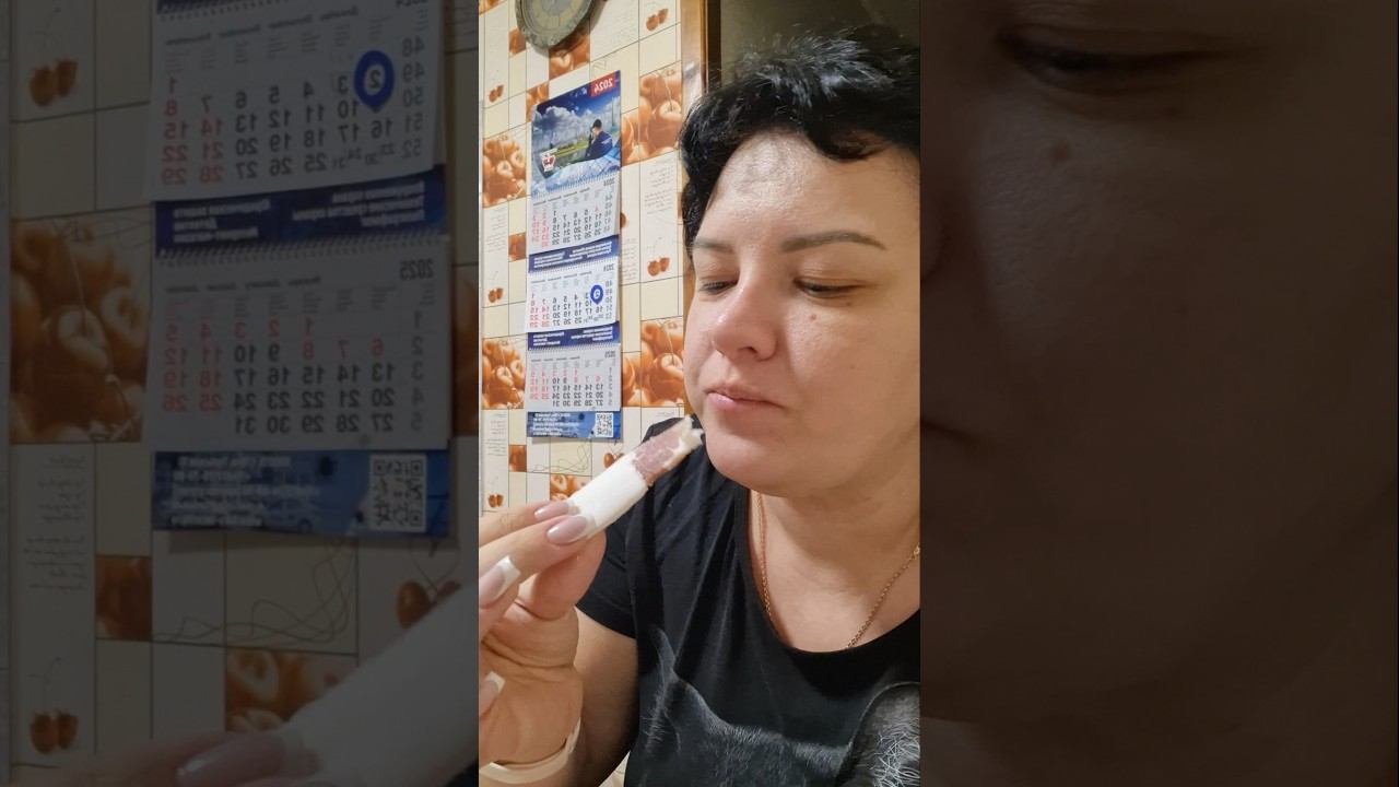 Почти mukbang / борщ сало лук смотреть онлайн