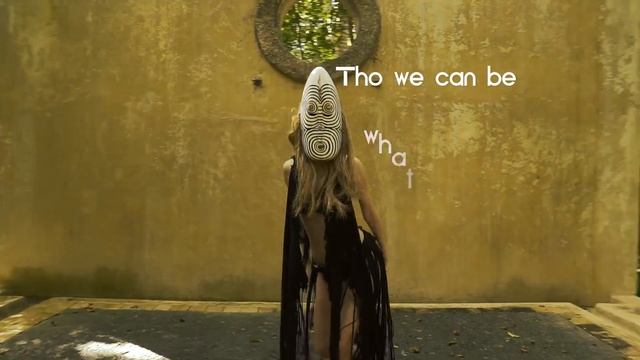 Glass Cristina - Tiramisu (Lyric Video) смотреть онлайн