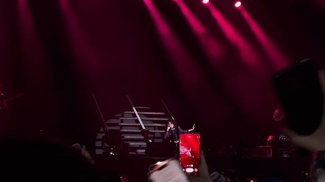 Conan Gray - The Cut That Always Bleeds (Haus of Wonder🇰🇷) смотреть онлайн
