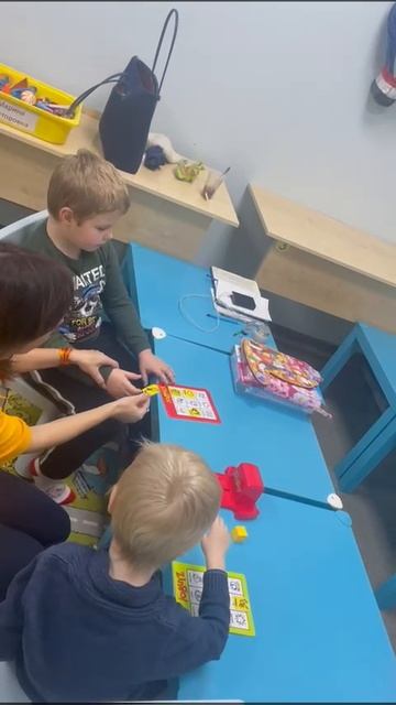 Занятие в коммуникативной группе