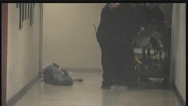 Reeves County Hospital Holds an Active Shooter Drill смотреть онлайн