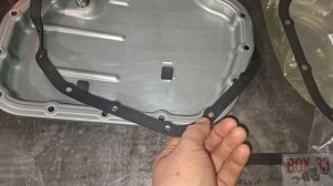 Как правильно обслуживать автомобиль с Японии, замена масла в вариаторе Toyota Новосибирск