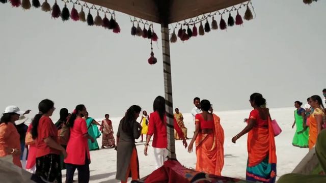 safed ran kutch Garba special смотреть онлайн