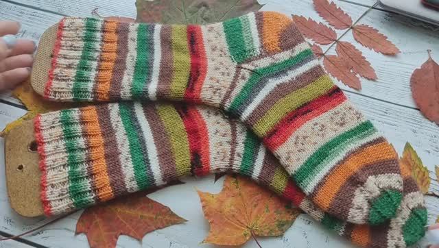 Осень в носочках. Октябрь. СП Носочки с Таней 2024 (перенос с дзена) смотреть онлайн