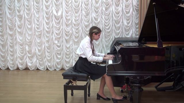 Безменова Арина