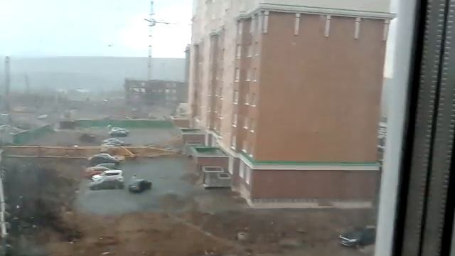 Crane Collapses and Causes Major Damage || ViralHog смотреть онлайн