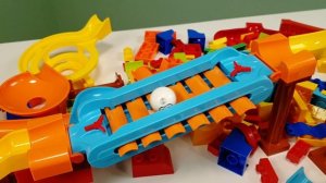 Шарики катятся по спирали - для детей