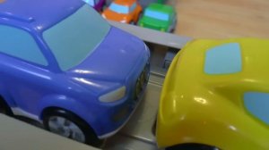 Автовоз с машинками - для детей