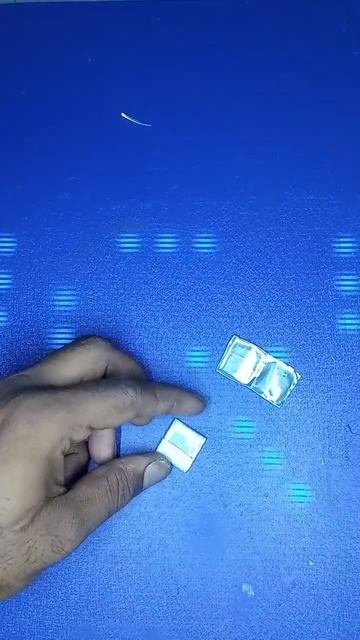 inside of Polymer Lithium Ion Battery #shortsviral смотреть онлайн