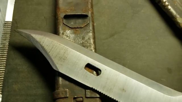 AKM bayonets trench art and some other knives смотреть онлайн