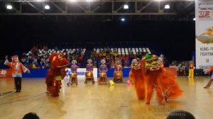 Шоу китайских барабанщиков на открытии фестиваля Кунг Фу