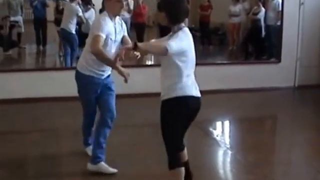 Salsa Casino Con Rumba Clase De Ruslan Motolko & Victoria Bandida Taranenko