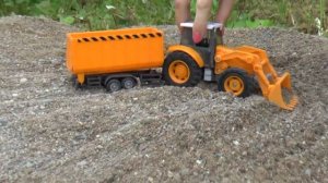 Распаковка строительного трактора - для детей