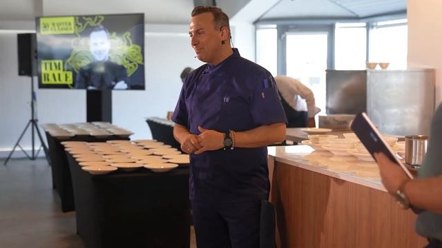 Exclusive Masterclass with Chef Tim Raue смотреть онлайн