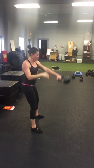 35 pound KB snatch. смотреть онлайн