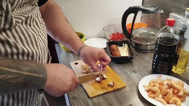 Том Ям от папы.mp4