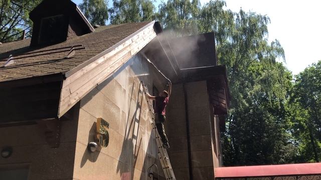 Мытье окон в коттедже 3
