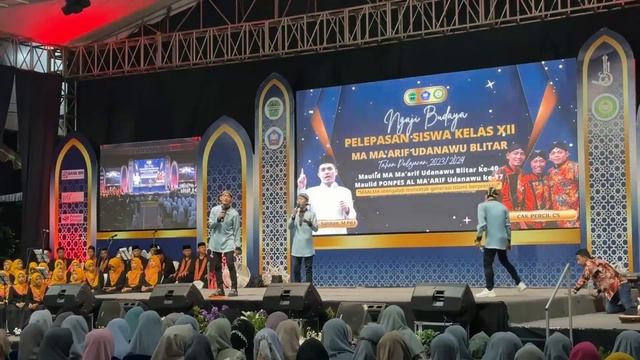 PERCIL Cs Ngaji Budaya Mbah yai malah dikon nyanyi selendang biru смотреть онлайн