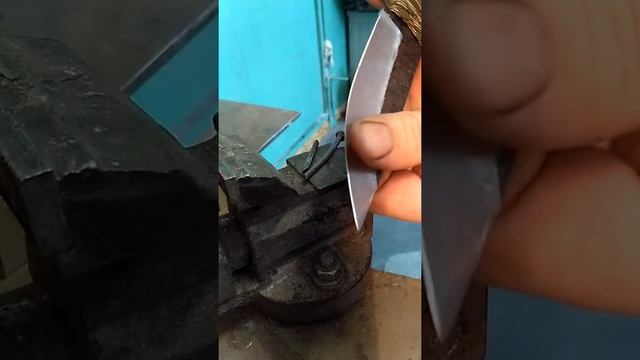Тесты Кованого ножа из стали 7х3 от мастерской AZ Knives