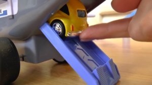 Игрушечный самолет - для детей