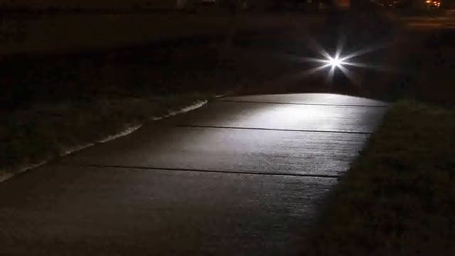 Hybeam Mini Tactical Flashlight with 3 Modes Ultra Bright 300 Lumens Cree B смотреть онлайн