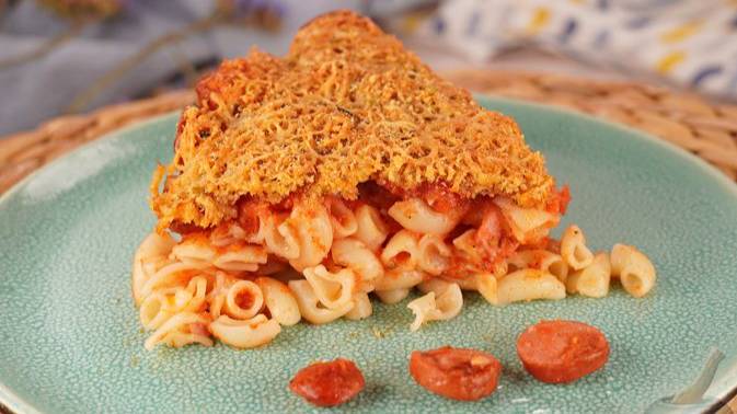 Бюджетная вкусность. ЗАПЕКАНКА ИЗ МАКАРОН С СОСИСКАМИ