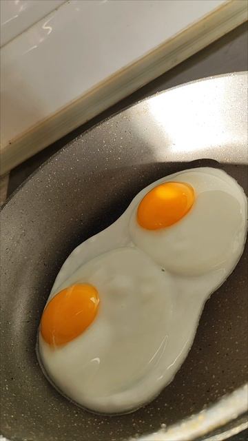 Рецепт не идеальной глазуньи