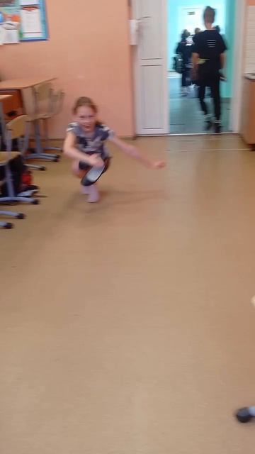 ходящяя чебупелька за туфлями смотреть онлайн