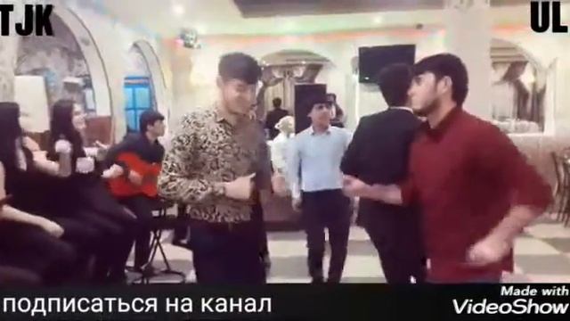 Таджик в России поёт песню смотреть онлайн
