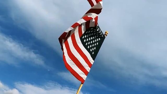 AMERICAN FLAG /JOHN F KENNEDY / WATCH IT WAVE TO HIS SPEECH! смотреть онлайн