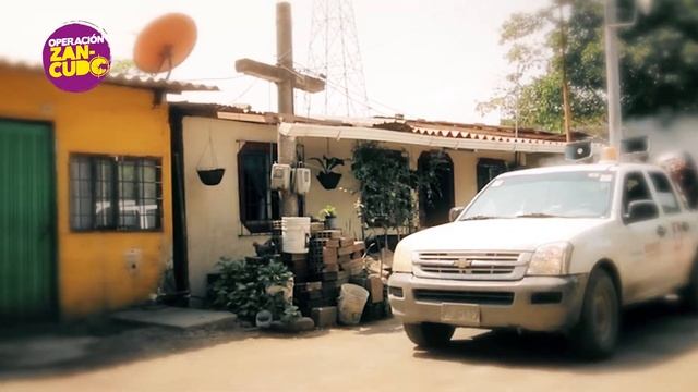 Resumen de la jornada de fumigación para evitar el dengue смотреть онлайн