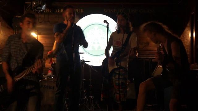 Ты Кидал - 5'nizza - Lucky Strike (cover) feat Миша (LIVE) смотреть онлайн