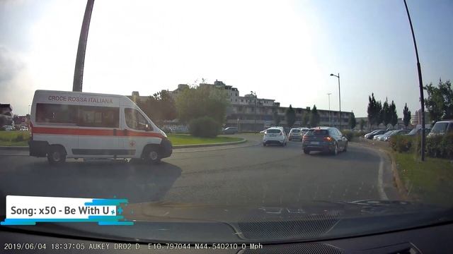 Italy Bad Drivers # 76 + CRASH e ISCRITTI смотреть онлайн