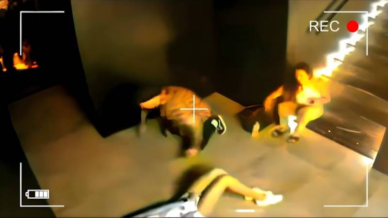 70 НЕВЕРОЯТНЫХ МОМЕНТОВ, СНЯТЫХ НА КАМЕРЫ НАБЛЮДЕНИЯ смотреть онлайн