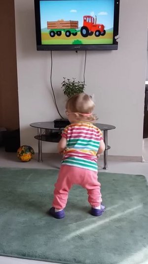 Синий трактор