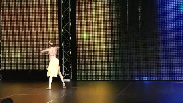 Phoebe Campbell Dreamcatcher Showstoppers 2016 смотреть онлайн