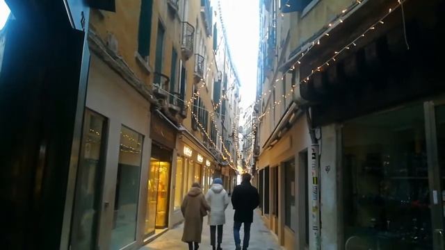 Lifestyle in Italy. Венецианские колодцы и много неизвестных о городе фактов смотреть онлайн